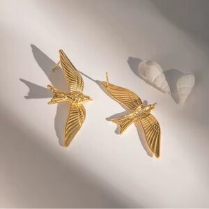 Vintage Swallow Wings 18K Gold Stainless Steel Earrings - Unique Statement Studs